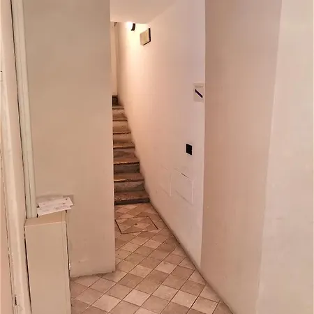 Apartment Luxory Center - Bilocale In Centro Storico In Palazzo D'epoca In Zona Pedonale Vicino Metro Vittoria *
